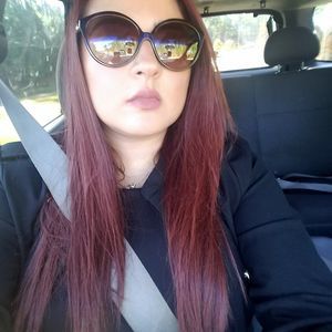 Meet your Posher, Marilyn